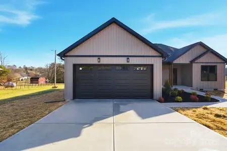 New construction Single-Family house 222 River Hill Rd, Statesville, NC 28625 - image