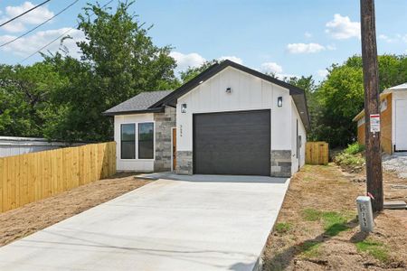 New construction Single-Family house 3604 Durango Trl, Granbury, TX 76048 null- photo 0