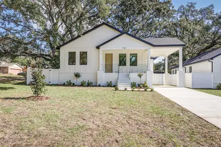 New construction Single-Family house 7907 N Greenwood Ave, Tampa, FL 33604 - image