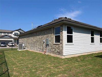 New construction Single-Family house 130 Spangle Wy, Kyle, TX 78640 plan The Sage - image 20