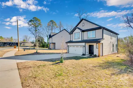 New construction Single-Family house 3200 Auten Ave, Charlotte, NC 28269 - image