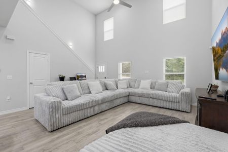New construction Single-Family house 14994 Indian Hill Trl, Willis, TX 77378 plan Edison Plus - image 4