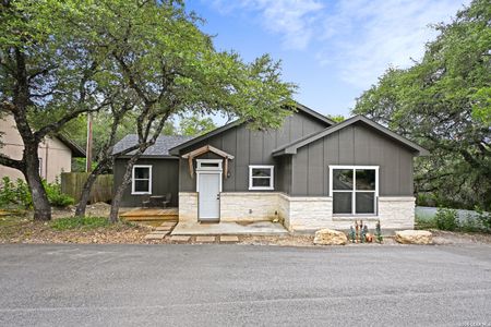 New construction Single-Family house 2213 Waterfront Park Dr, Canyon Lake, TX 78133 - image