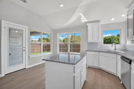 New construction Single-Family house 423 Rose Ave, Cleburne, TX 76033 plan Cambria I - image 9