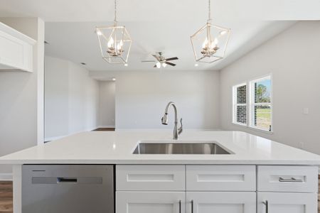 New construction Single-Family house 6117 Mildred'S Wy, Crestview, FL 32539 plan Maybell III - image 16