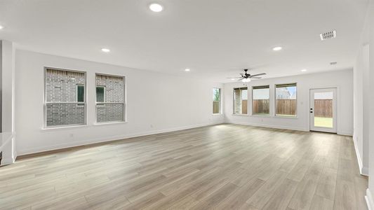 New construction Single-Family house 1915 Bobbin Mill Ln, Forney, TX 75126 plan Rowan - image 14