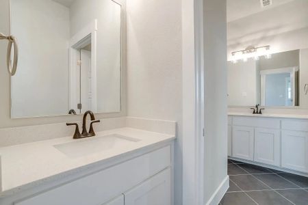 New construction Single-Family house Waxahachie, TX 75167 plan The Landry - image 7