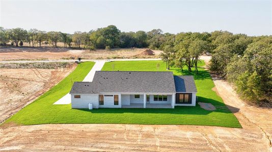 New construction Single-Family house 2004 Parker Meadows Court, Weatherford, TX 76087 - photo 38 38