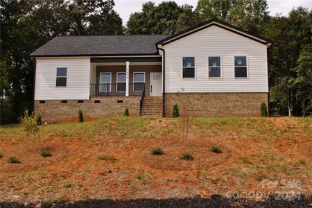 New construction Single-Family house 3656 Raymond Loop, Newton, NC 28658 null- photo 0