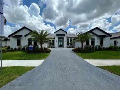 New construction Single-Family house 258 Crystal Waters Dr, Sarasota, FL 34240 - image