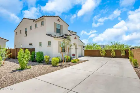 New construction Single-Family house 9009 W Orange Dr, Glendale, AZ 85305 - image