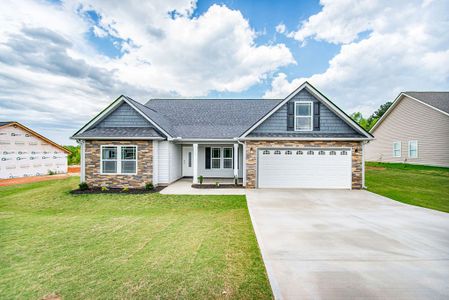 New construction Single-Family house 101 Beverly Blf, Seguin, TX 78155 plan Beaumont - image
