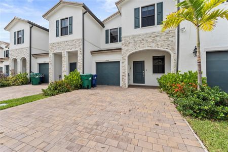 New construction Townhouse house 12958 Sw 231St St, Miami, FL 33170 - image
