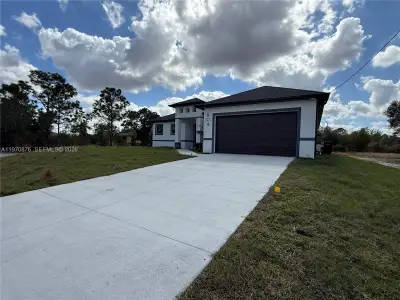 New construction Single-Family house 904 Asher St E, Lehigh Acres, FL 33974 - image