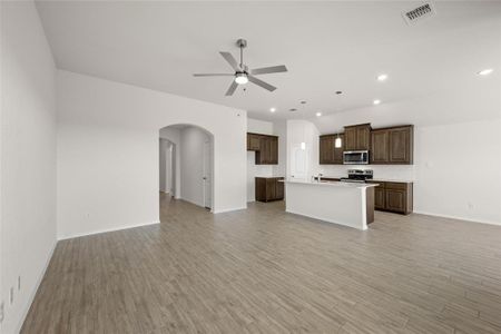 New construction Single-Family house 10328 Tapioca St, Fort Worth, TX 76036 Concept 1660- photo 10 10