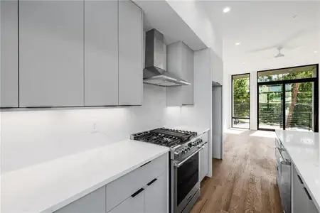 New construction Townhouse house 105 Georgia Ave Se, Unit 8, Atlanta, GA 30312 - image 5