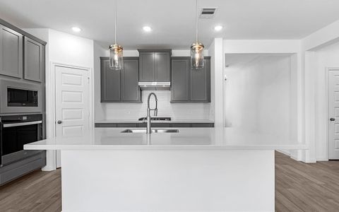 New construction Single-Family house 7314 Prairie Lakeshore Ln, Katy, TX 77493 plan Oberlin - image 5