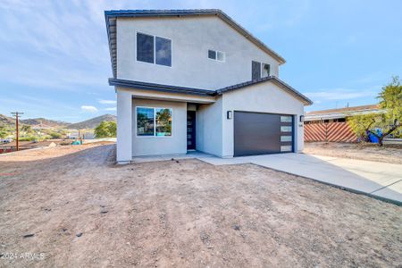 New construction Single-Family house 13245 N 19Th Way, Phoenix, AZ 85022 - photo 0