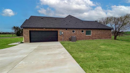 New construction Single-Family house 956 County Rd 4108, Greenville, TX 75401 - image