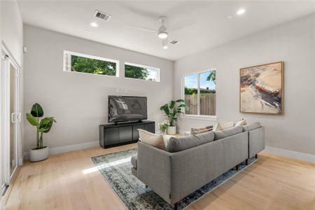 New construction Single-Family house 1806 Yates St, Houston, TX 77020 - image 10