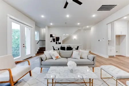 New construction Single-Family house 1422 W 34Th 1/2 St, Houston, TX 77018 - image 12