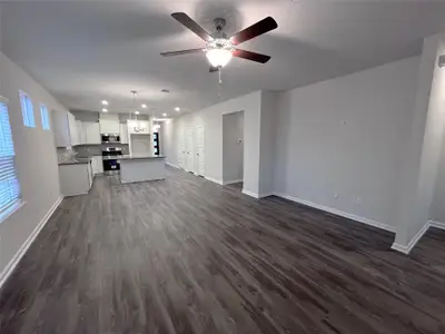 New construction Single-Family house 8034 Wandering Glider Dr, Fulshear, TX 77441 - image 17