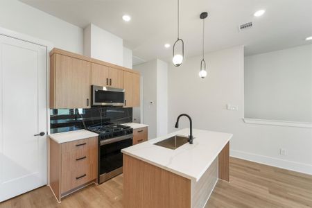 New construction Single-Family house 5304 Teodoro Ln, Houston, TX 77091 plan Teodoro - image 6