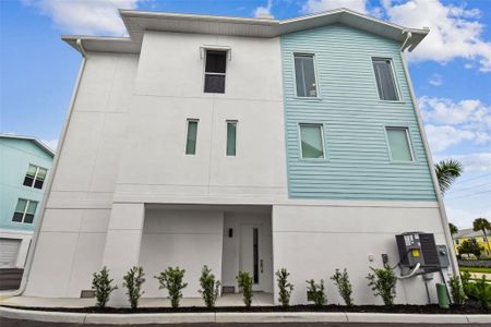 New construction Townhouse house 3840 Pompano Dr Se, St. Petersburg, FL 33705 - image