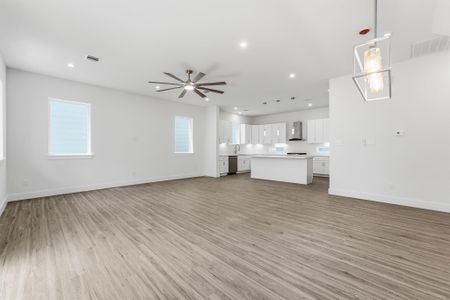 New construction Single-Family house 1422 W 34Th 1/2 St, Houston, TX 77018 - image 17