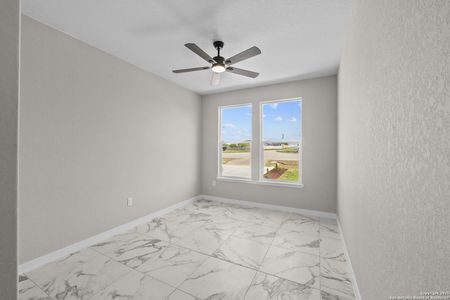New construction Single-Family house 165 Flor Del Sol, San Antonio, TX 78264 null- photo 16 16