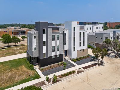 New construction Townhouse house 7924 Kennedy Hl, San Antonio, TX 78235 - image