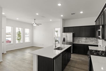 New construction Single-Family house 1628 Esplanade Pkwy, San Marcos, TX 78666 plan 2025 - image 10