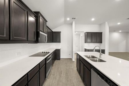 New construction Single-Family house 2607 Streamside Dr, Burleson, TX 76028 plan Dover - image 10