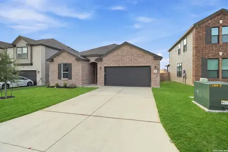 New construction Single-Family house 15523 Electra Cir, San Antonio, TX 78245 - image