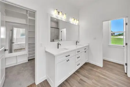 New construction Single-Family house 9012 Valley Oak Ct, Springtown, TX 76082 - image 6