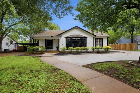 New construction Single-Family house 216 Sunset Dr, Cleburne, TX 76033 - image