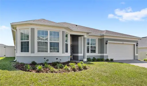 New construction Single-Family house 5269 Foothills Preserve Lp, Mount Dora, FL 32757 - image