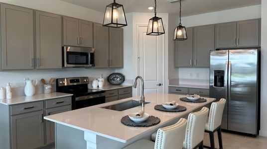 Riverwood at Everlands: The Shoals Collection by Lennar in Palm Bay - photo 23 23