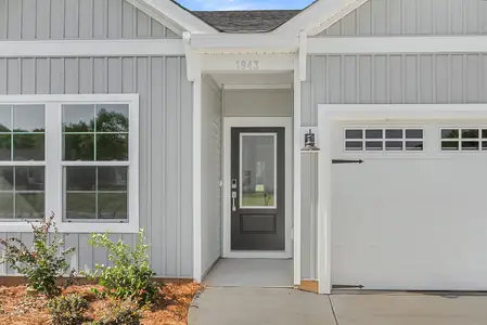 New construction Single-Family house 1943 Deercreek Dr, Manning, SC 29102 plan Lawrence - image 3