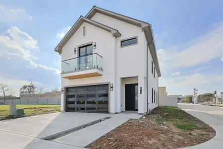 New construction Single-Family house 615 Rolling Oaks, Stafford, TX 77477 - image