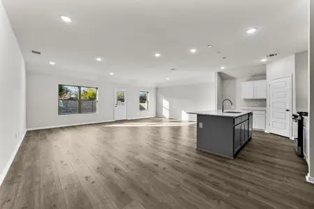 New construction Single-Family house 615 Forest Haven Dr, Van Alstyne, TX 75495 - image 20