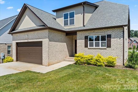 New construction Single-Family house 1033 12Th Avenue Dr Nw, Hickory, NC 28601 - image