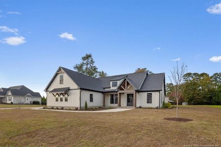 New construction Single-Family house 3729 Riverhill Dr, Fayetteville, NC 28306 - image