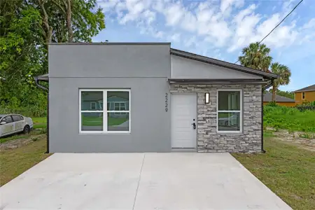New construction Single-Family house 2229 Randall St, Sanford, FL 32771 - image