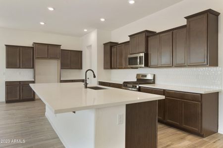 New construction Single-Family house 5515 N 193Rd Ave, Litchfield Park, AZ 85340 null- photo 8 8