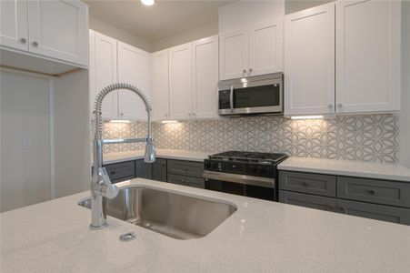 New construction Single-Family house 879 Rachel St, Unit B, Houston, TX 77091 - image 19