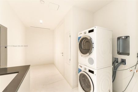 New construction Condo house 300 Biscayne Wy, Unit 2103, Miami, FL 33131 - image 13