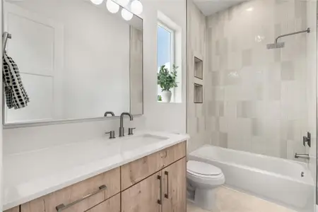 New construction Single-Family house 606 Skyland Terrace Wy, Houston, TX 77009 - image 16