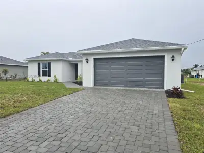 New construction Single-Family house 1407 Nw 17Th Pl, Cape Coral, FL 33993 - image