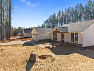 New construction Single-Family house 2295 Lee Lawing Rd, Lincolnton, NC 28092 - image 4